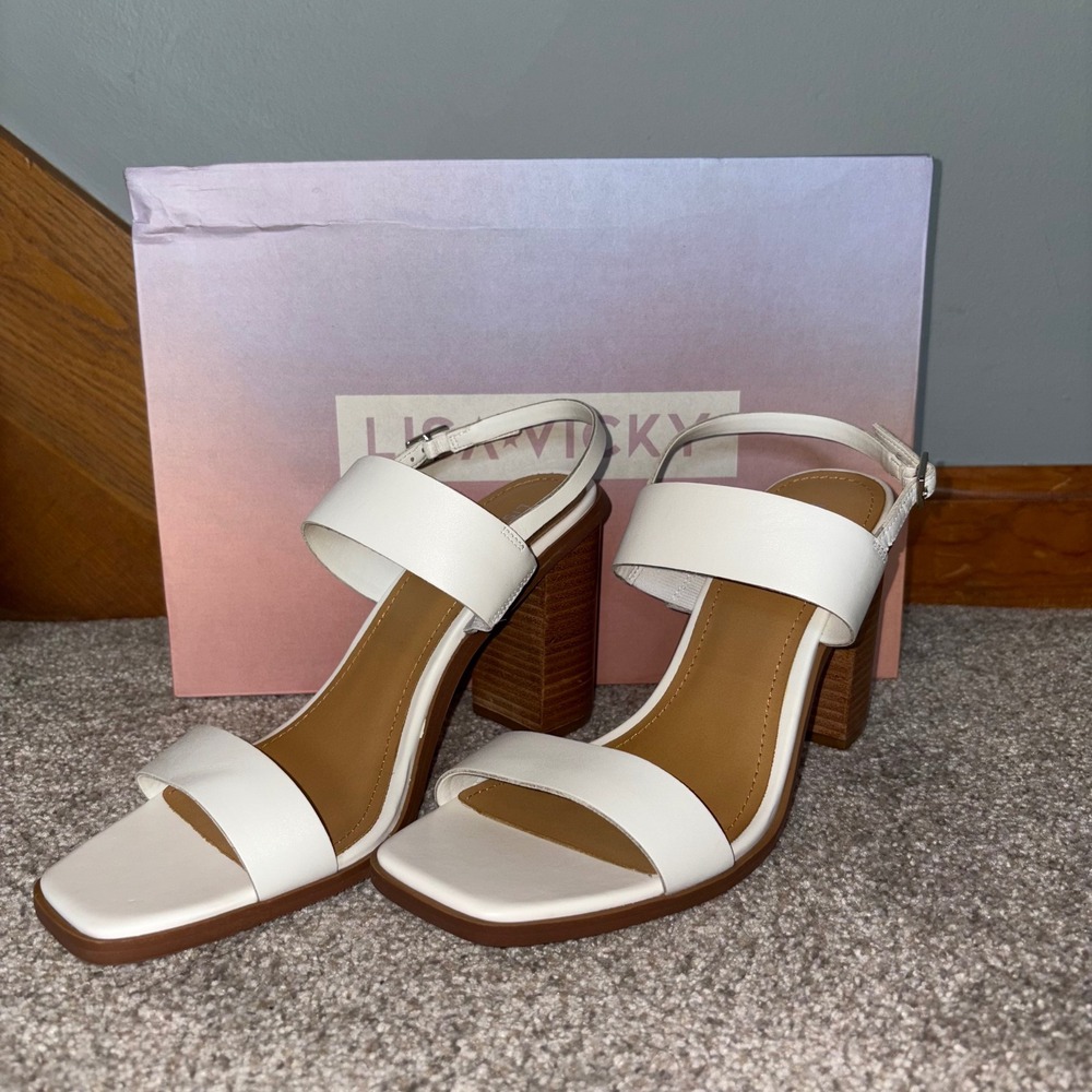 Lisa Vicky Oasis-V White Leather Block Heel‎ Sandals Ankle Strap Square Toe 8.5
